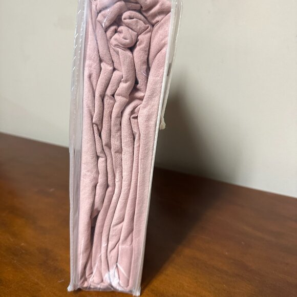 Wild Sage Esmaria 72-Inch X 86-Inch Shower Curtain in Dusty Pink - Picture 5 of 5